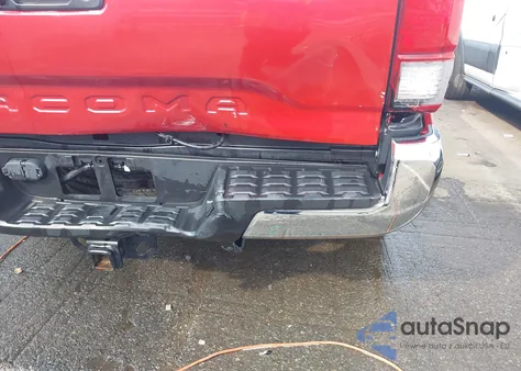 2022 Toyota Tacoma Sr5 V6 z USA, uszkodzony, nr VIN 3TYDZ5BNXNT015529